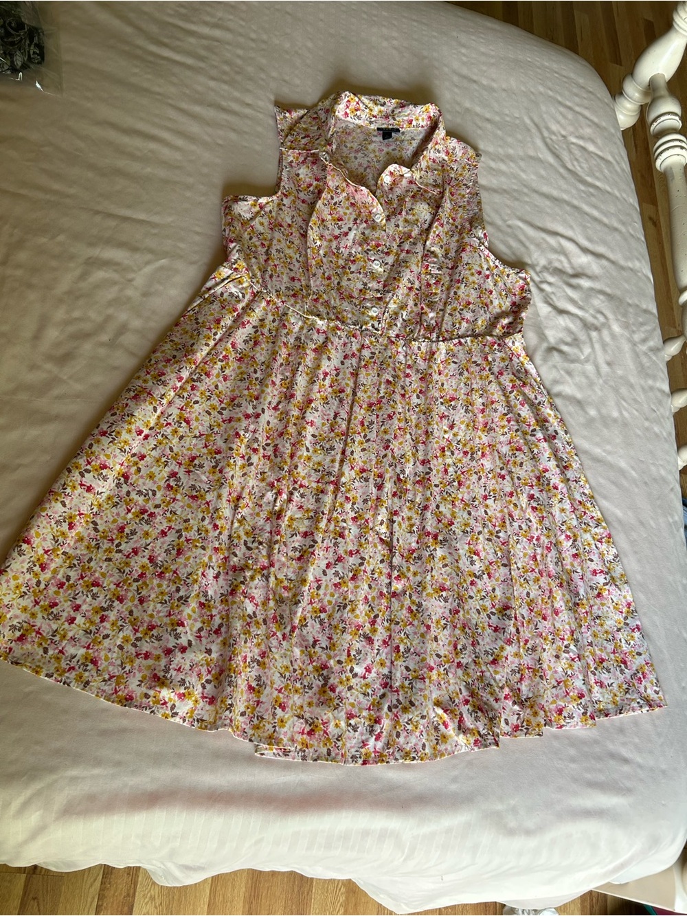 torrid Pink & Yellow Floral Sleeveless Shirtwaist Dress
